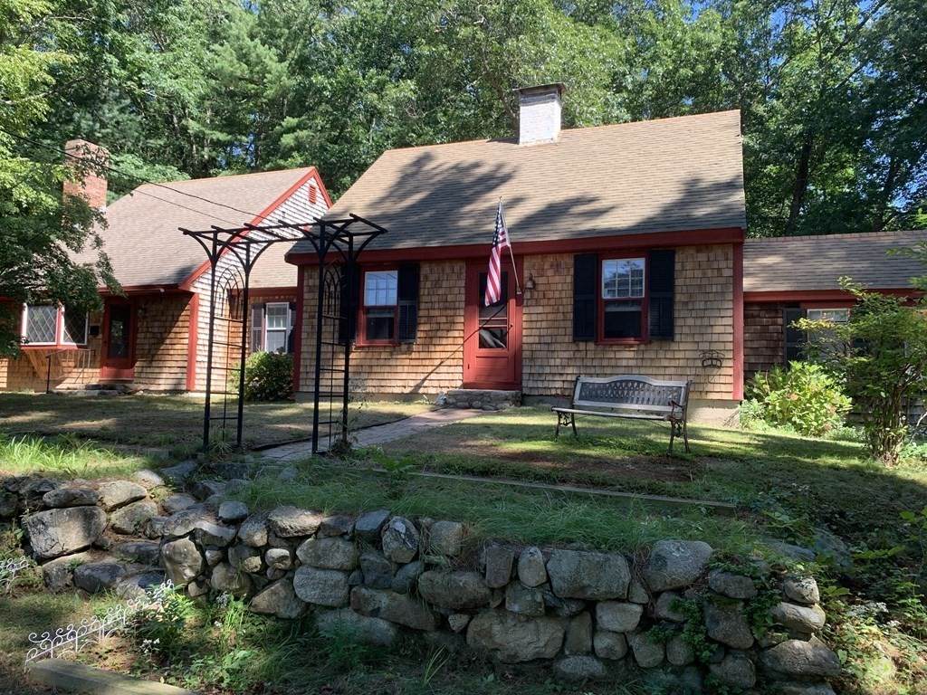 70 Parker St - Photo 1