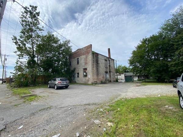 370 N Montello St - Photo 1