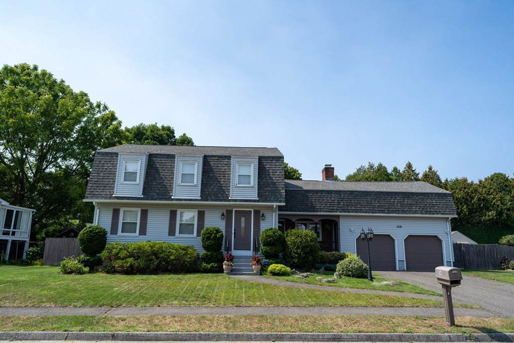 106 Tolpa Cir - Photo 1