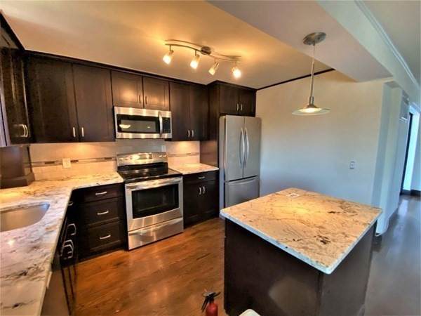 47 Mystic Street - Photo 1