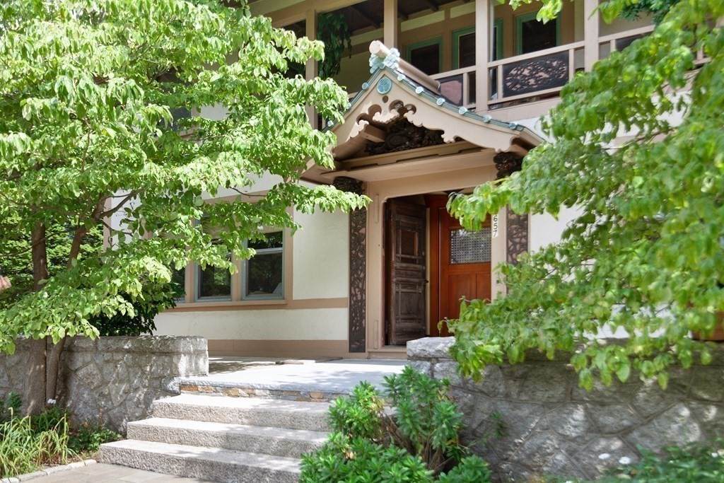 657 Highland Ave - Photo 1