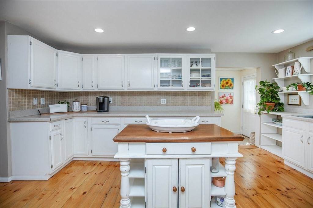 6 Lafayette Road - Photo 1