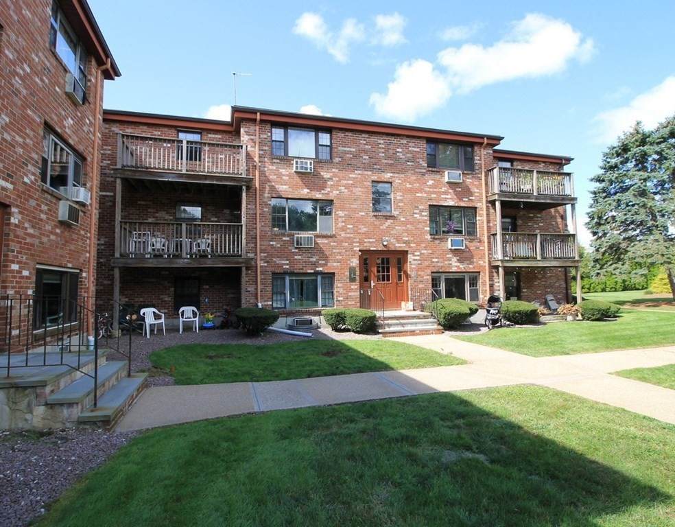 16C Mayberry Dr. - Photo 1