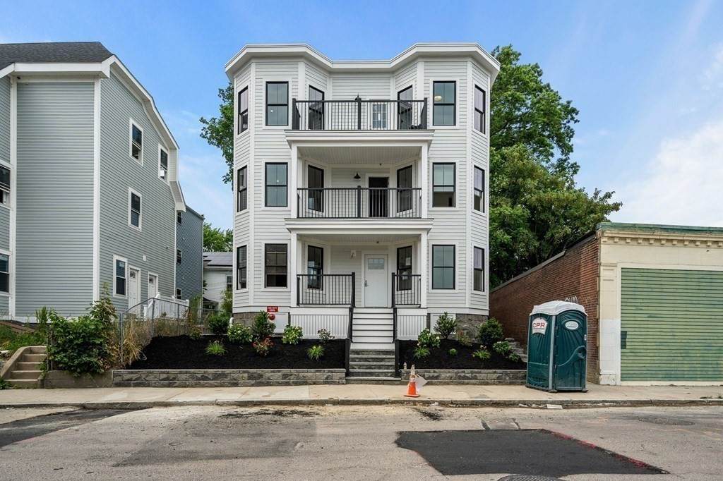 138 Centre - Photo 1