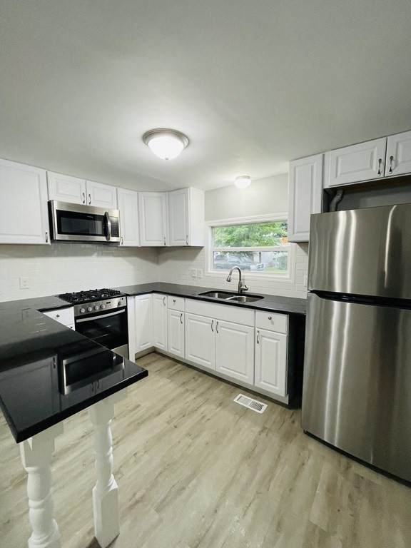 181 Boston Post Road - Photo 1