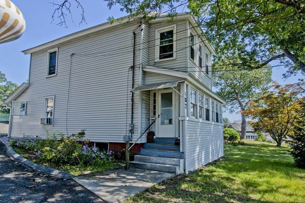 220 Royal St - Photo 1