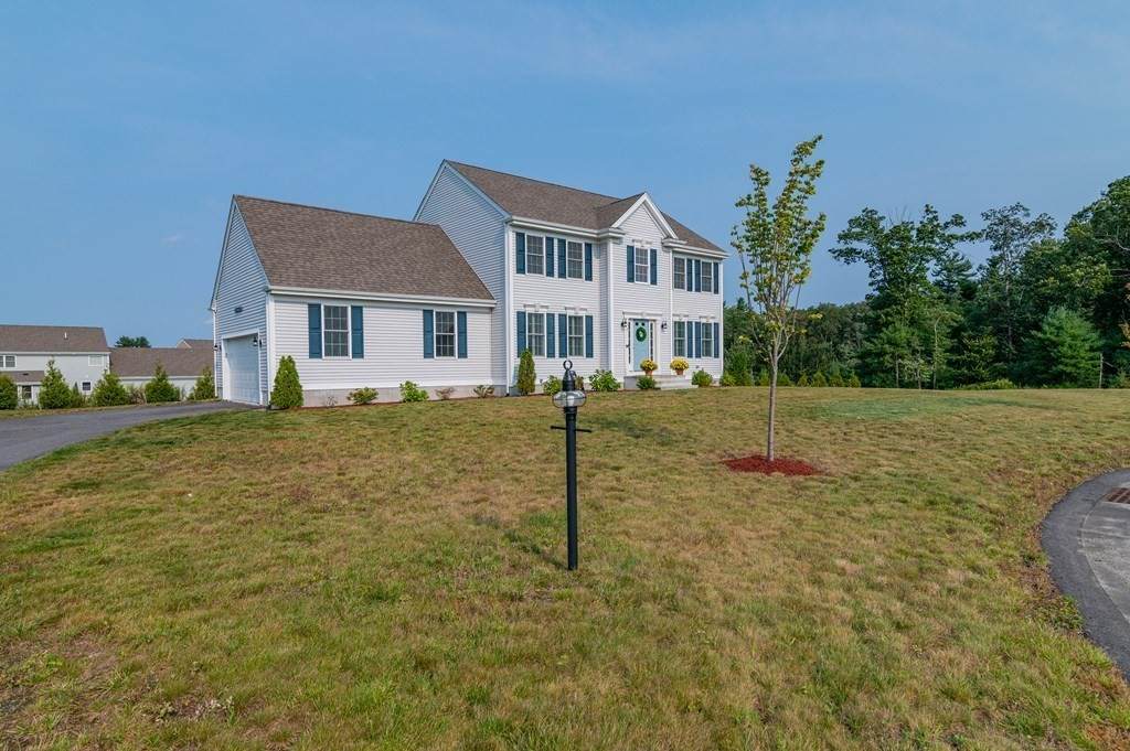 7 Sycamore Ln - Photo 1