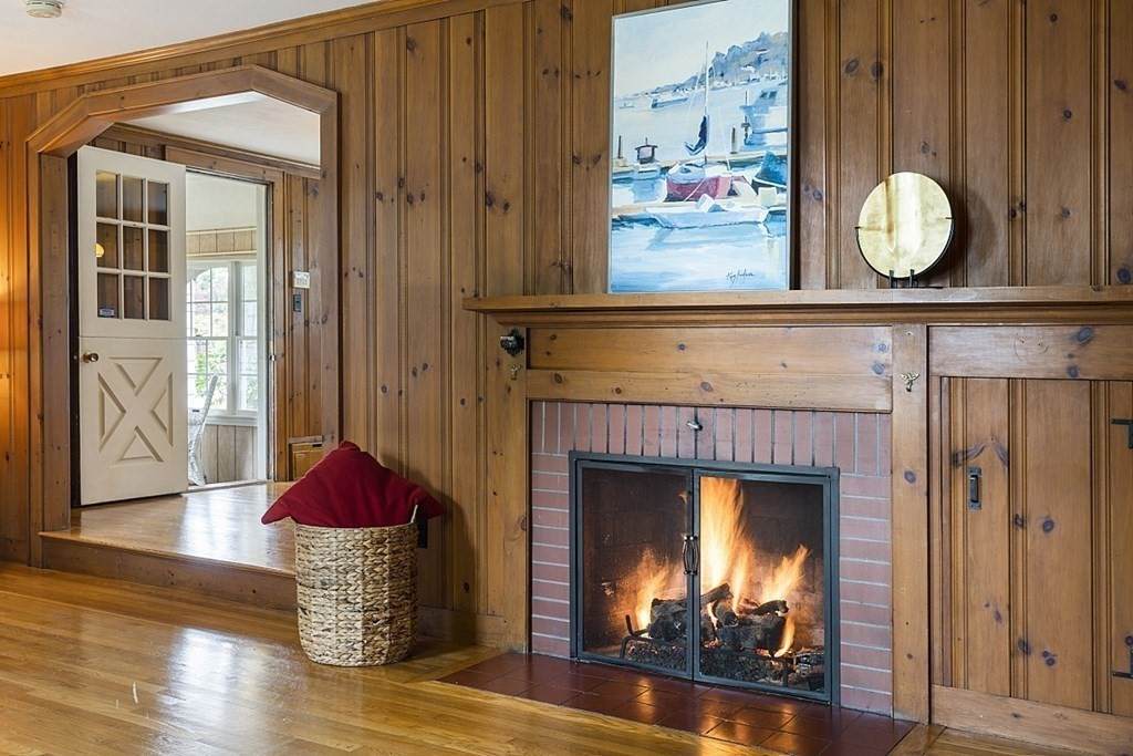 24 Emerald Ave - Photo 1