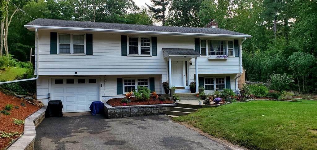 141 Brimfield Rd - Photo 1