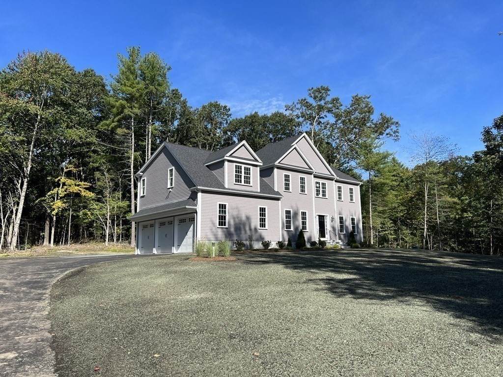 44 Hartford Ave East - Photo 1