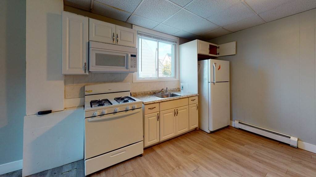 18 Woodward St. - Photo 1