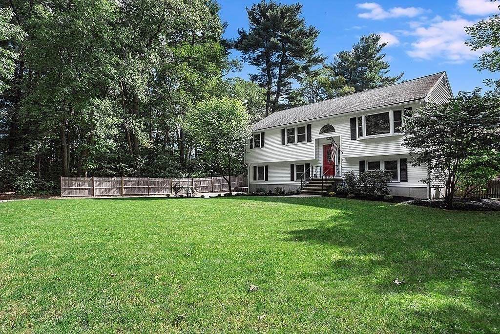 10 St. Theresa Street - Photo 1