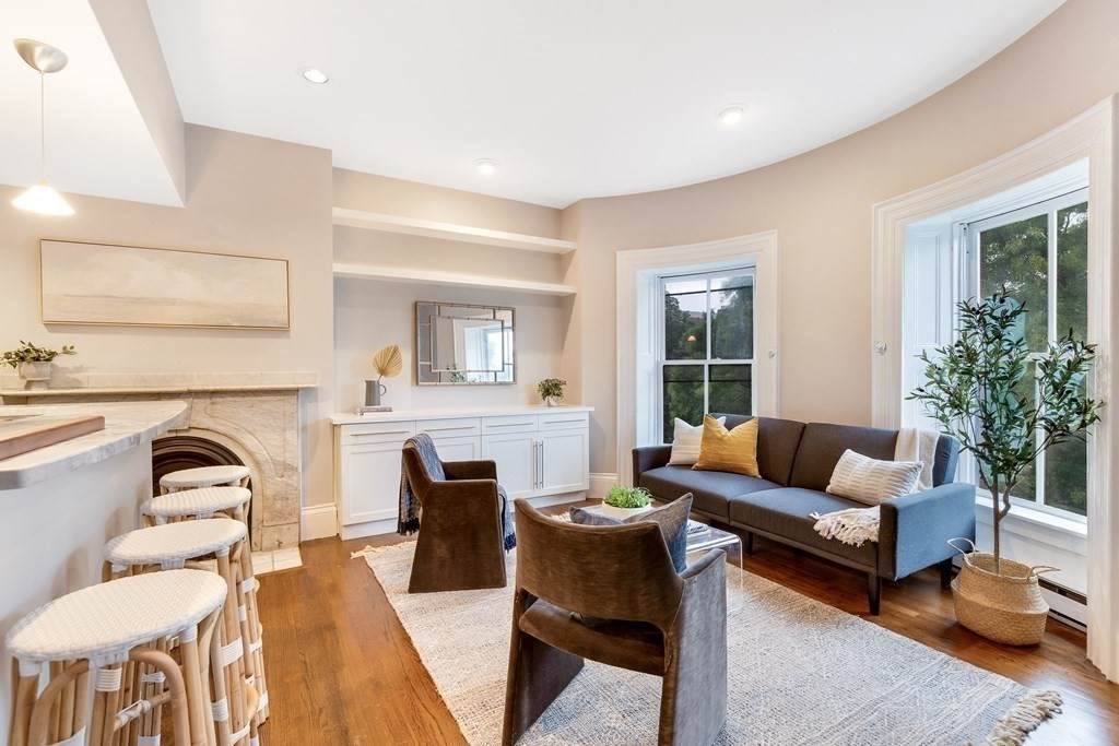 24 Worcester Square - Photo 1