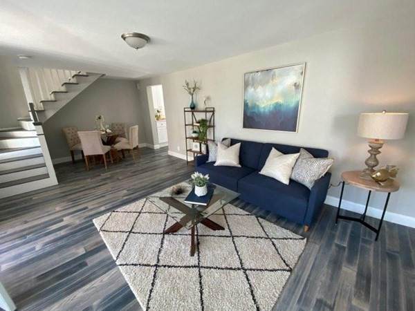 10 Hobart Ave. - Photo 1