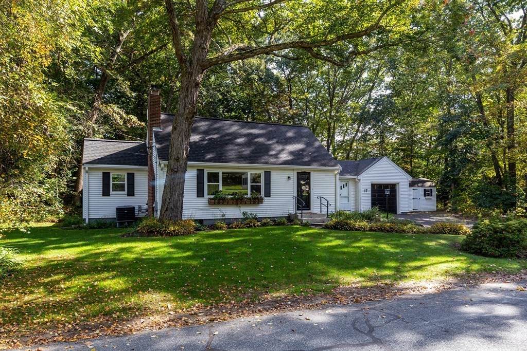 17 Cutler Dr - Photo 1