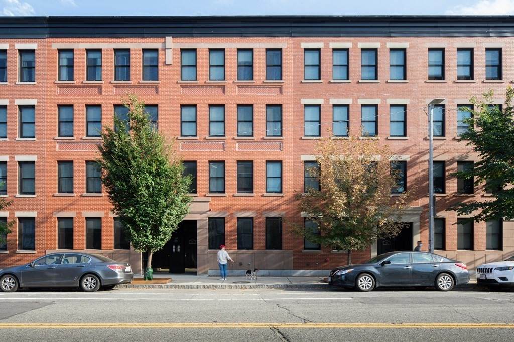 47 Chelsea - Photo 1