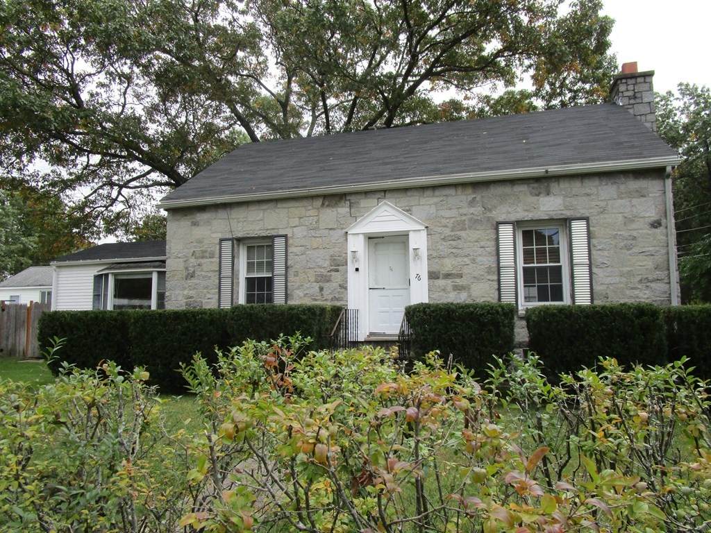 76 Old Meadow Rd - Photo 1