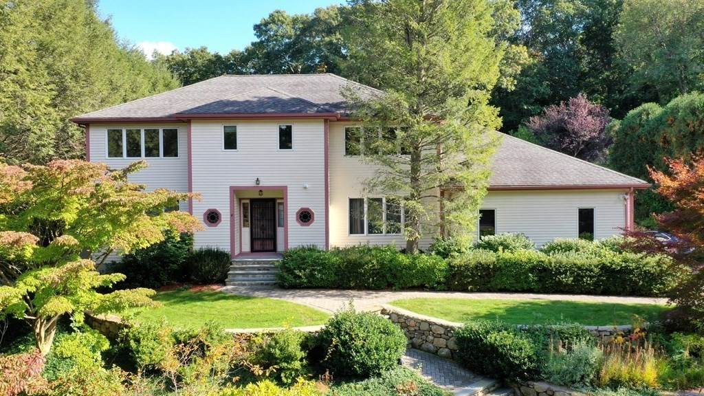 4 Scott Rd - Photo 1