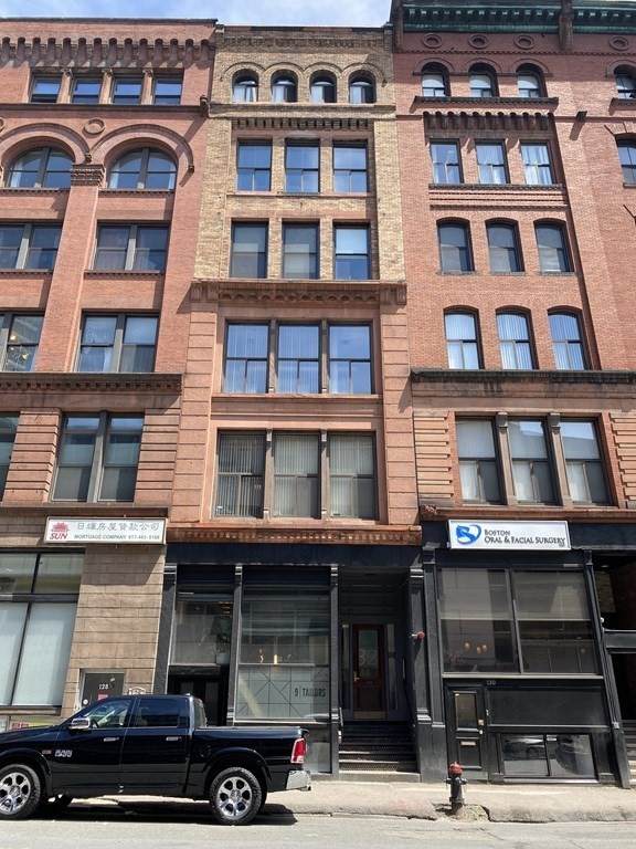 132 Lincoln St - Photo 1