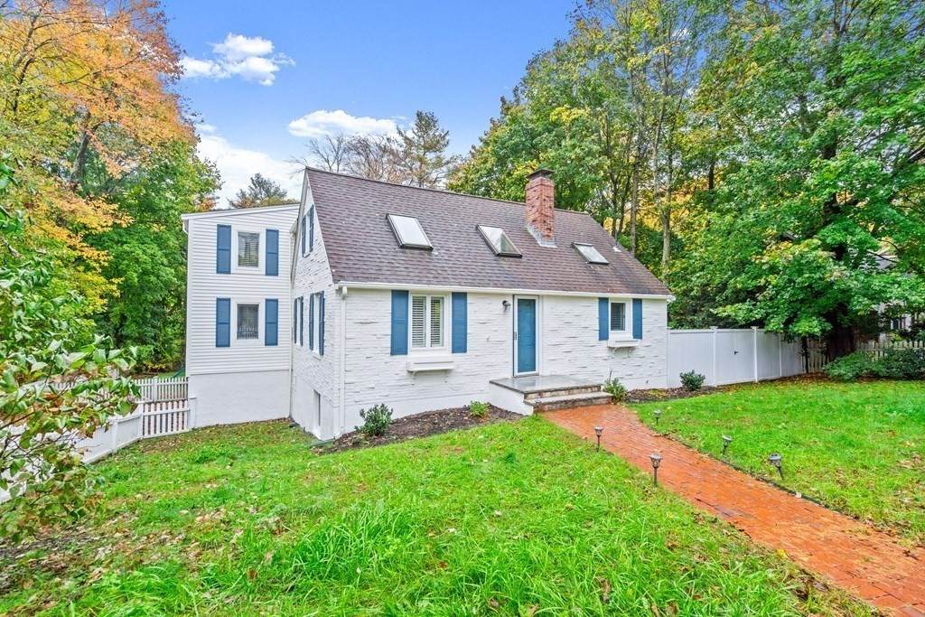 14 Brookdale Ave - Photo 1