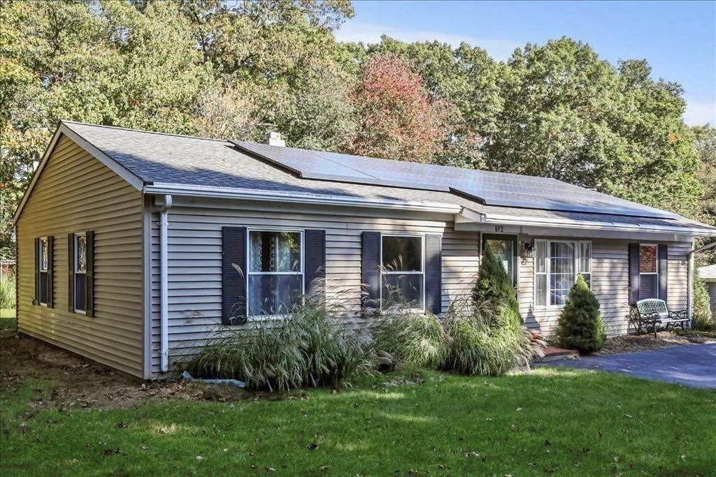 642 Beech St - Photo 1