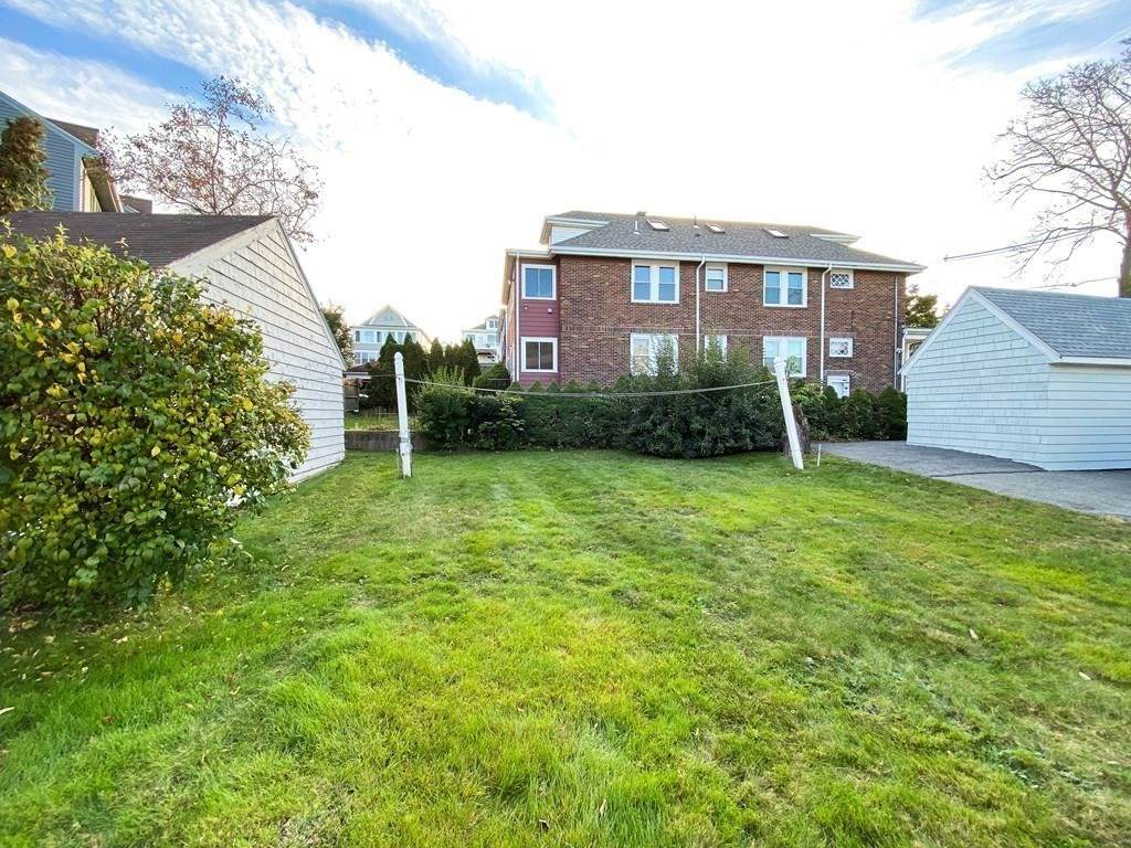 143 Shore Dr - Photo 1