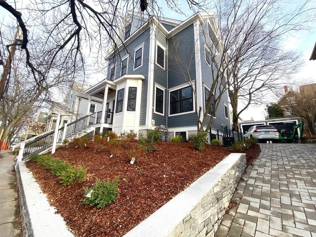 87 Wallace - Photo 1
