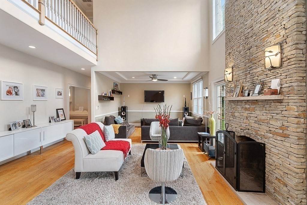 118 Main St - Photo 1