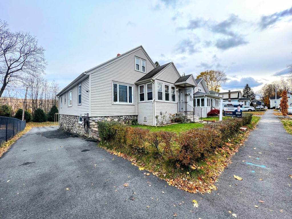 35 Mann St - Photo 1