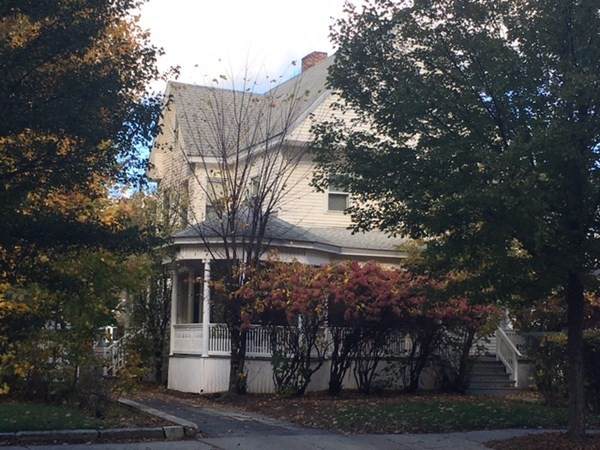 324 Highland St - Photo 1