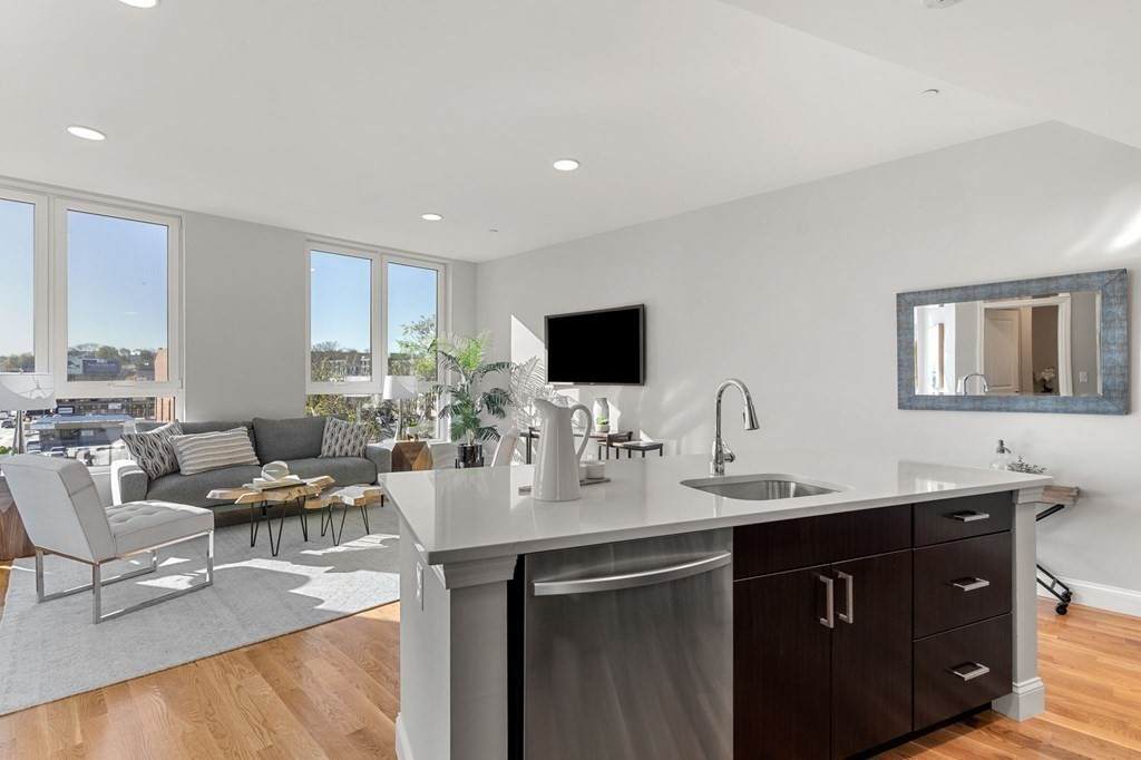 10 Taber Street - Photo 1