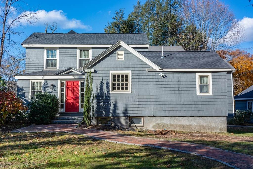 537 Lowell St - Photo 1