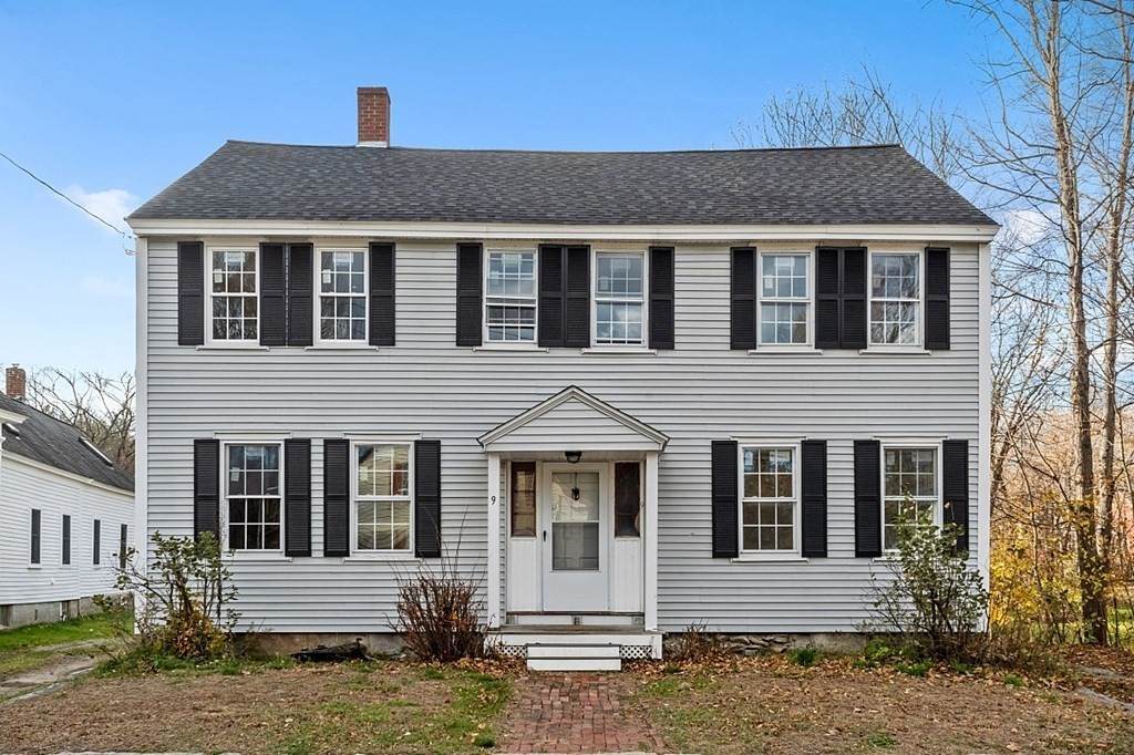 9 W Elm St - Photo 1