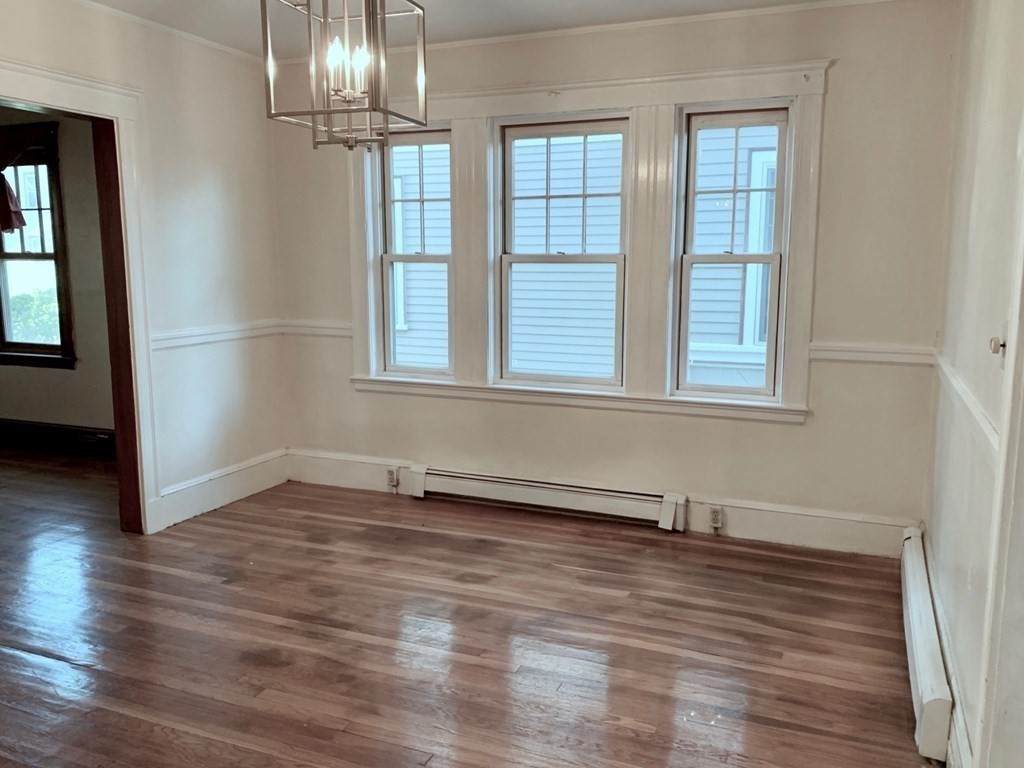 87 Kenwood St - Photo 1