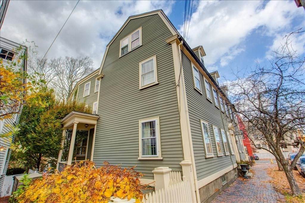 4 Broad St - Photo 1