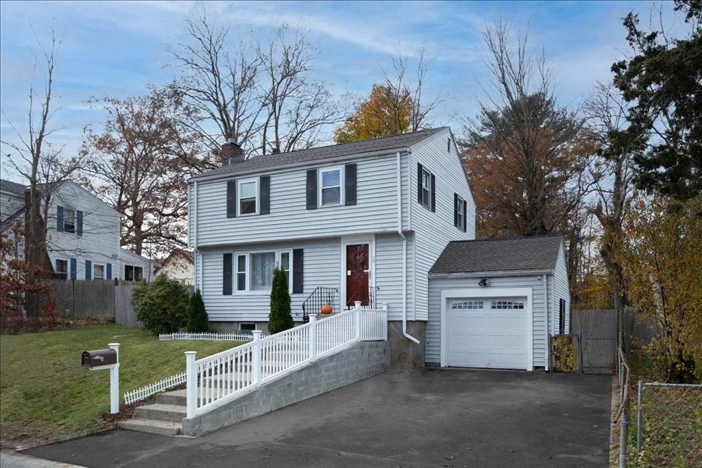 29 Amelian Rd - Photo 1