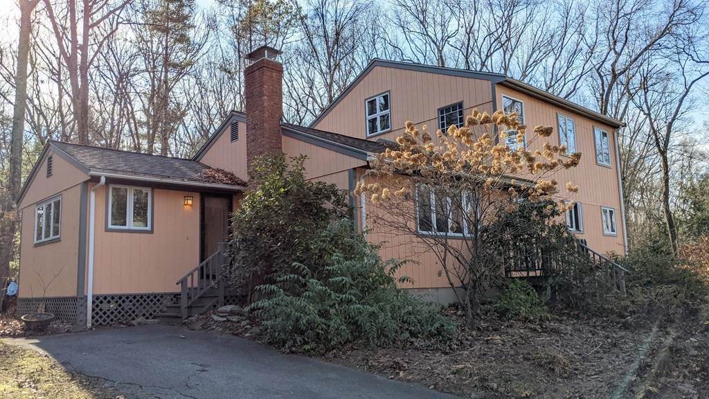 20 Amherst Rd - Photo 1