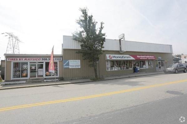 1103 Main St - Photo 1