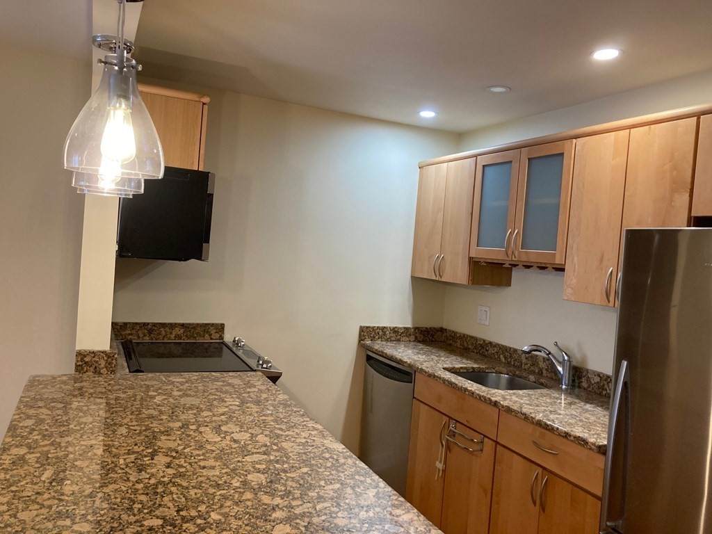 630 Washington St - Photo 1