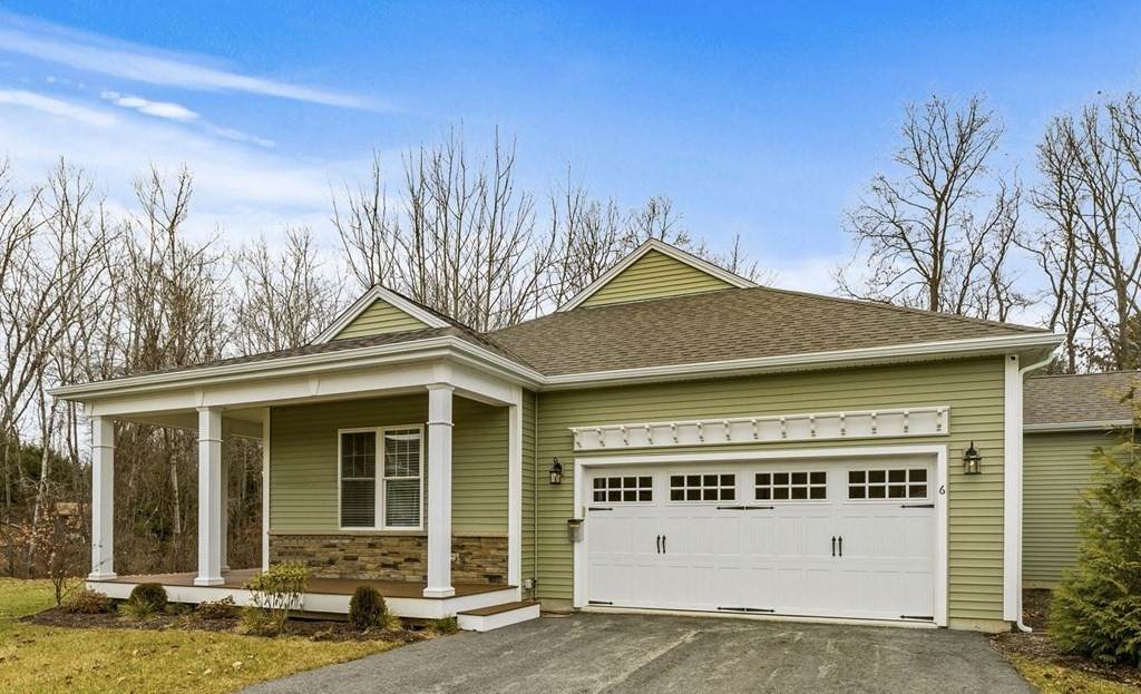 53 Spring Hill - Photo 1