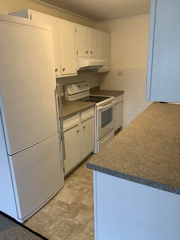 23 Elm - Photo 1
