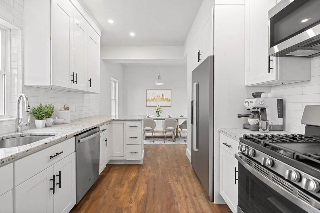 40 Pleasant St - Photo 1