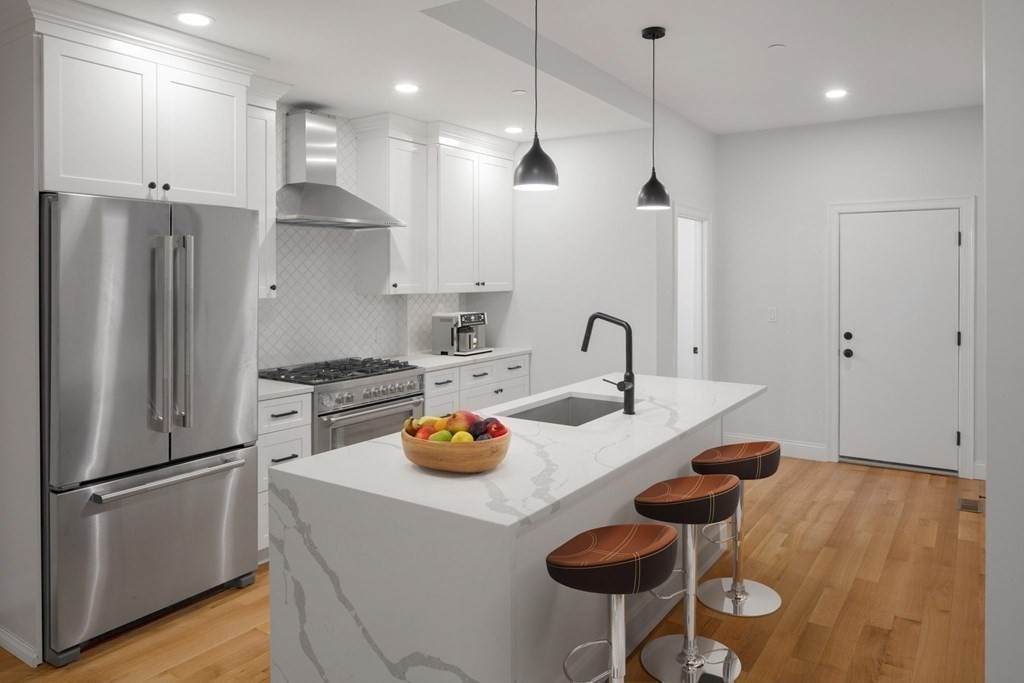 48 Pearl St - Photo 1