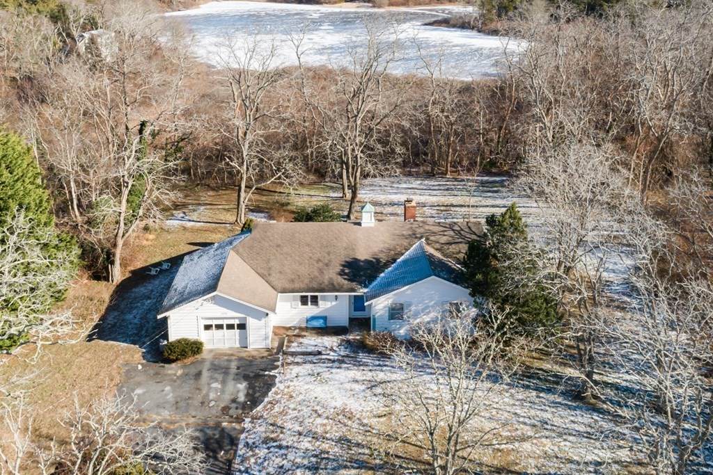 1890 Bridge Rd - Photo 1