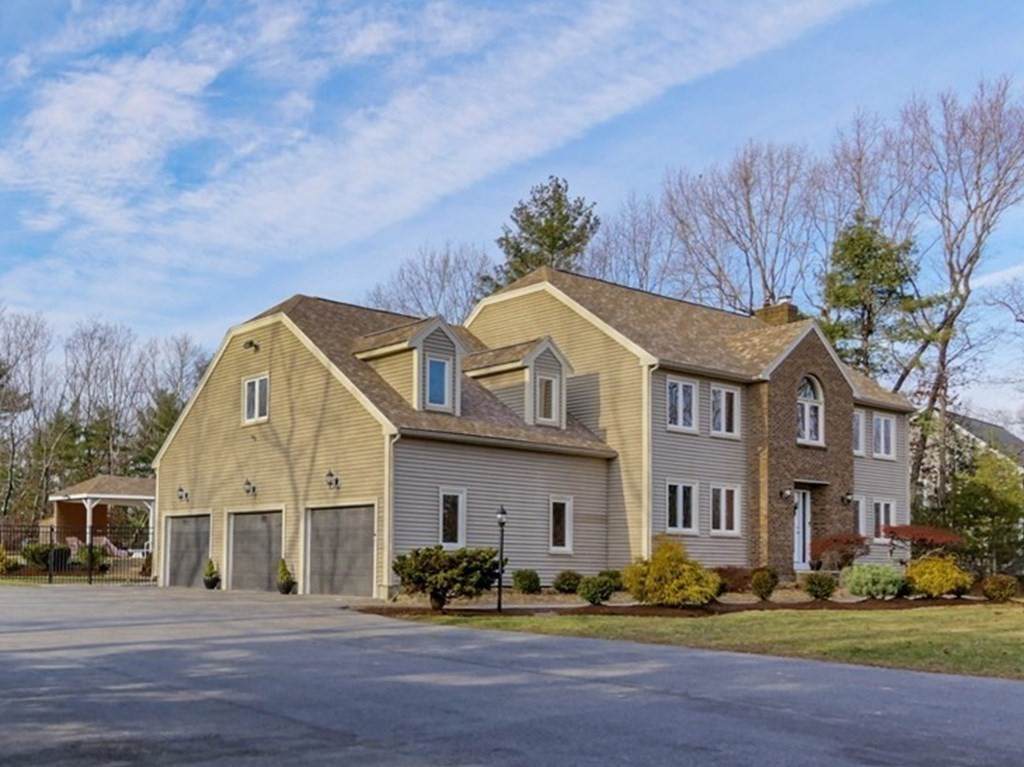19 Cedar Farm Road - Photo 1