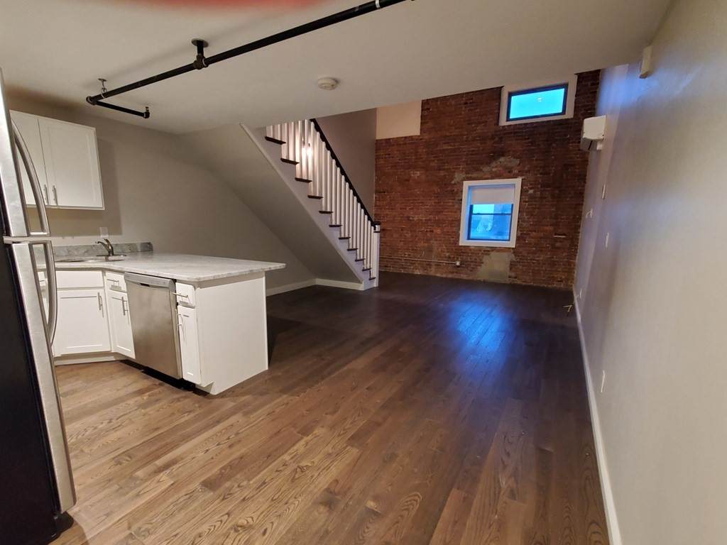 1 Main St - Photo 1