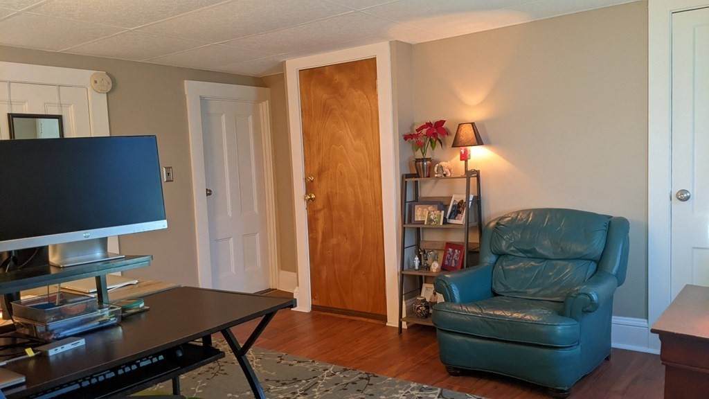 8 Trull St - Photo 1