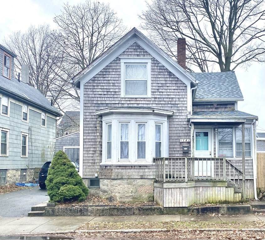 141 Tremont St - Photo 1