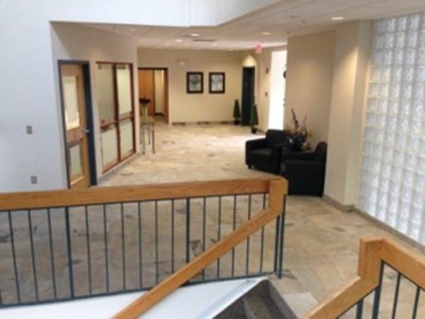 100 Laurel St - Photo 1