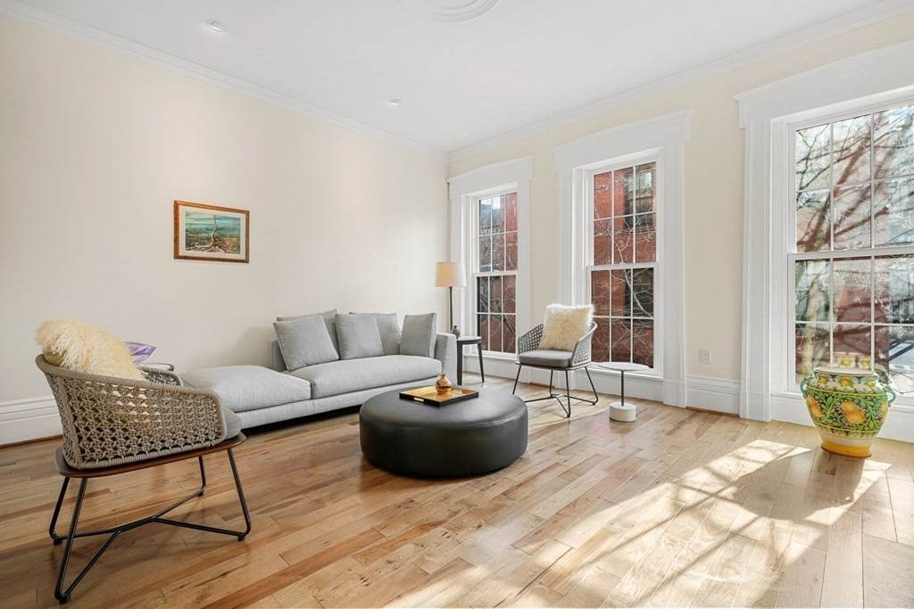 11 Fayette St - Photo 1
